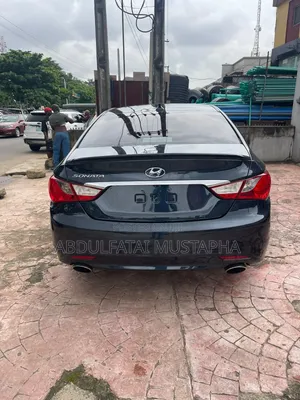 Hyundai Sonata Limited 2.0T Sedan (2.0L 4cyl 6A) 2013 Gray