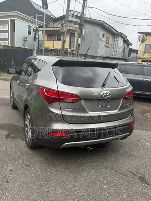 Hyundai Santa Fe Limited 4dr SUV w/Saddle Interior (3.3L 6cyl 6A) 2014