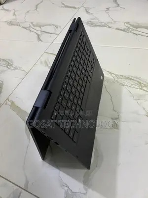 Laptop Dell Latitude 3390 2-in-1 8GB Intel Core i3 SSD 128GB