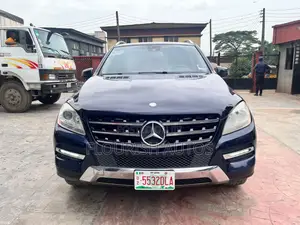 Mercedes-Benz M Class ML 350 4Matic 2012 Blue