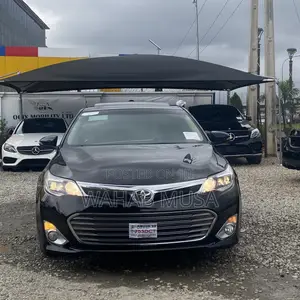 Toyota Avalon 2012 Black