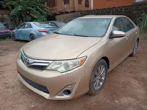Toyota Camry 2011 Gold
