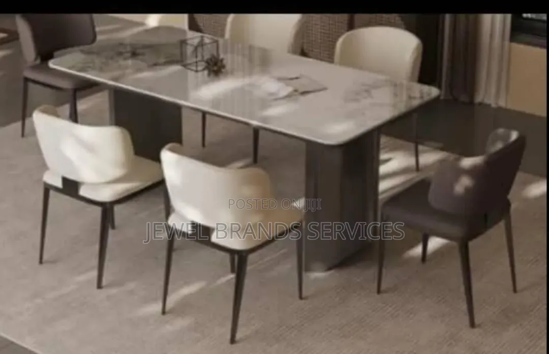 Beautiful 6 Seater Dining Set