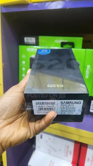 New Samsung Galaxy S20 128 GB Black