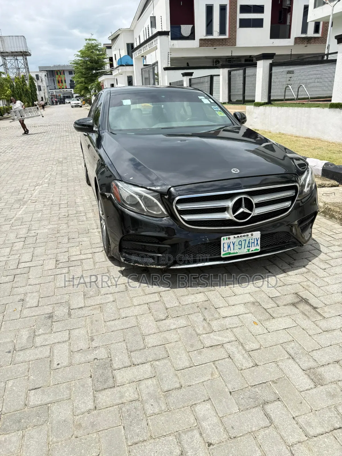Mercedes-Benz E300 2019 Black