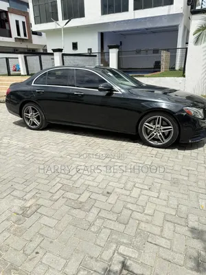 Mercedes-Benz E300 2019 Black