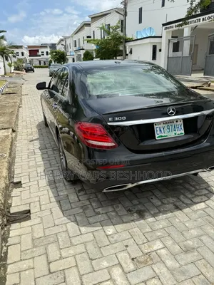 Mercedes-Benz E300 2019 Black
