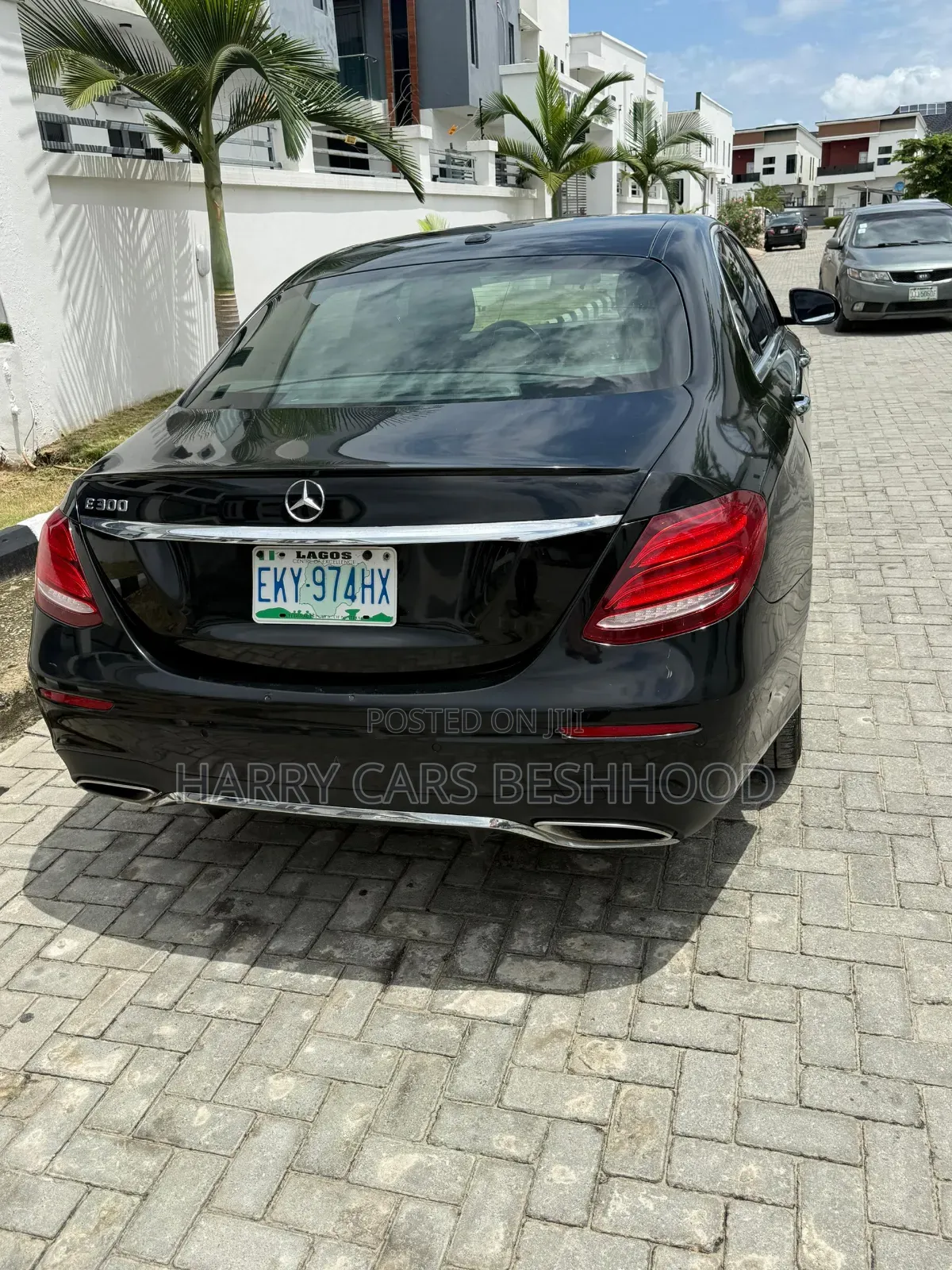 Mercedes-Benz E300 2019 Black