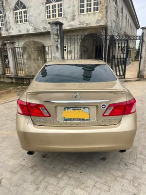 Lexus ES 350 2009 Gold