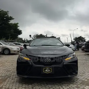Toyota Camry XSE V6 FWD (3.5L 6cyl 8AM) 2018 Black