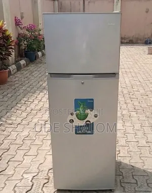 Midea 204L Fridge With Freezer