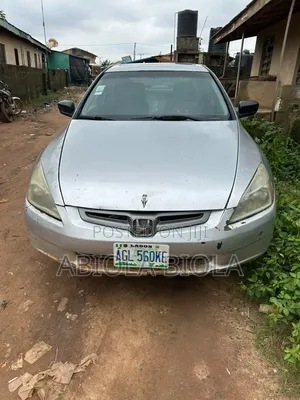 Honda Accord 2004 Silver