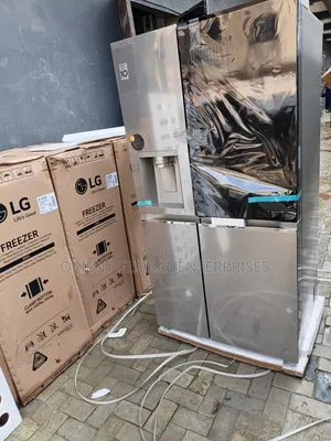 LG Knock Knock Luxury Side by Side Fridgw