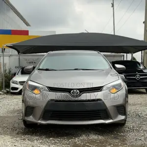 Toyota Corolla 2015 Gray