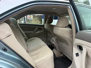 Toyota Camry LE 4dr Sedan (2.4L 4cyl 5A) 2008 Gray
