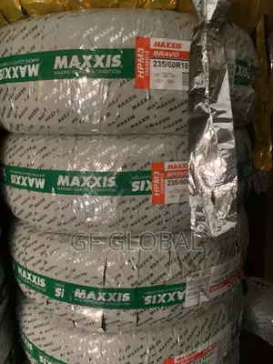 Maxxis 235/60/18