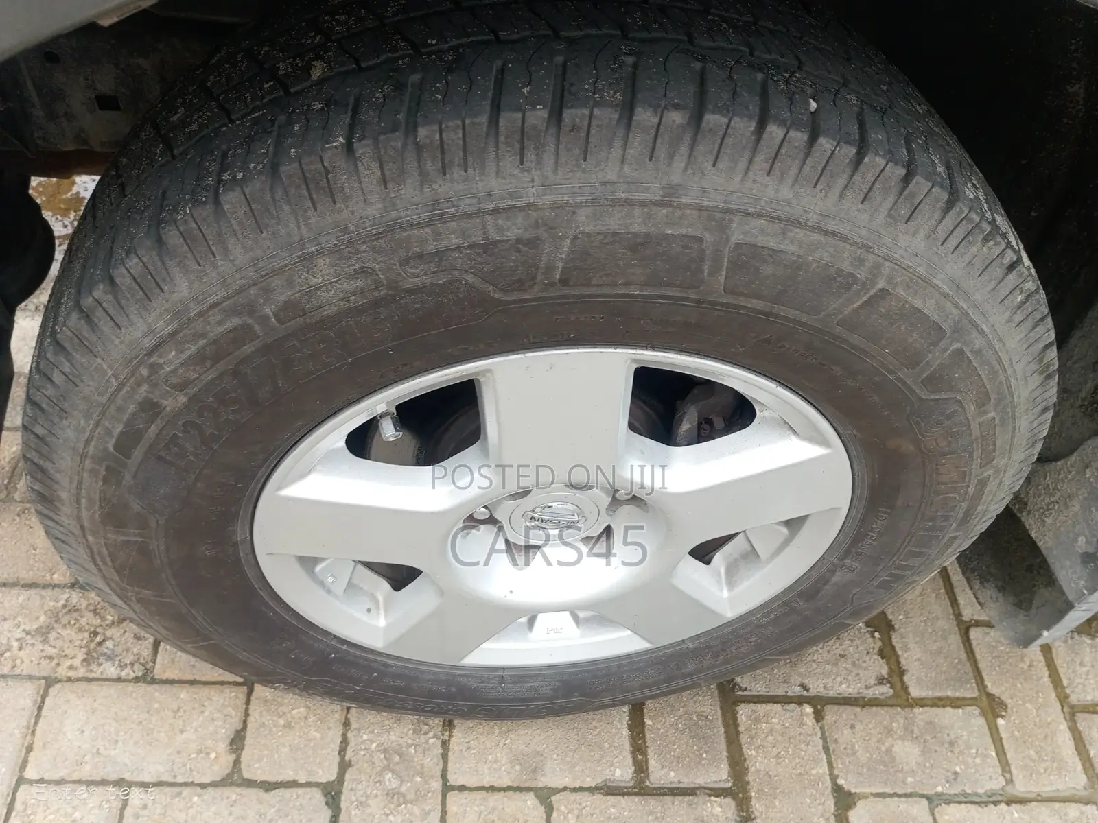 Nissan Frontier 2006 Gray