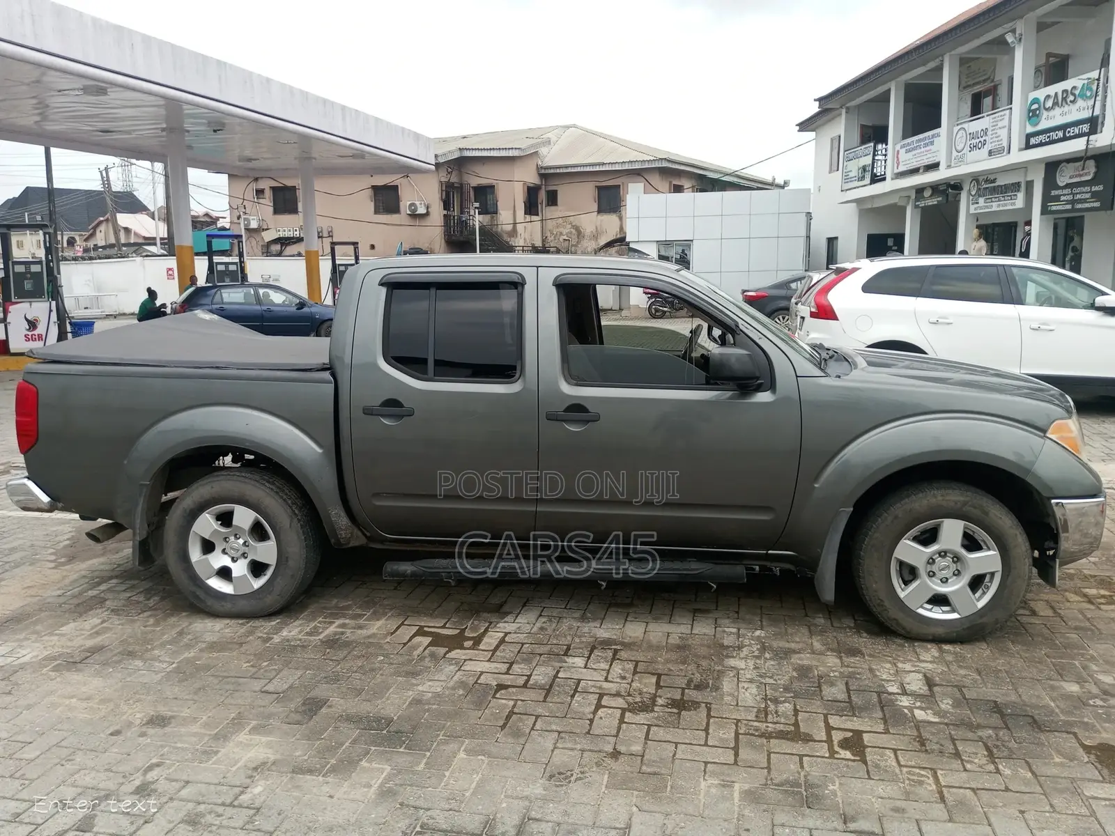 Nissan Frontier 2006 Gray
