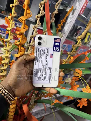 Apple iPhone 11 64 GB White