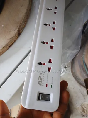 APC 5-Way Surge Protector Extension Socket 2 USB + Type-C