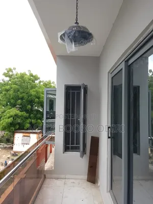 3bdrm Block of Flats in Ikeja G.R.A for rent