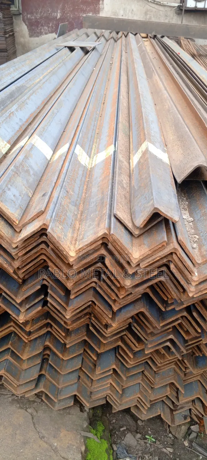 Angle Iron 80x80x6mm