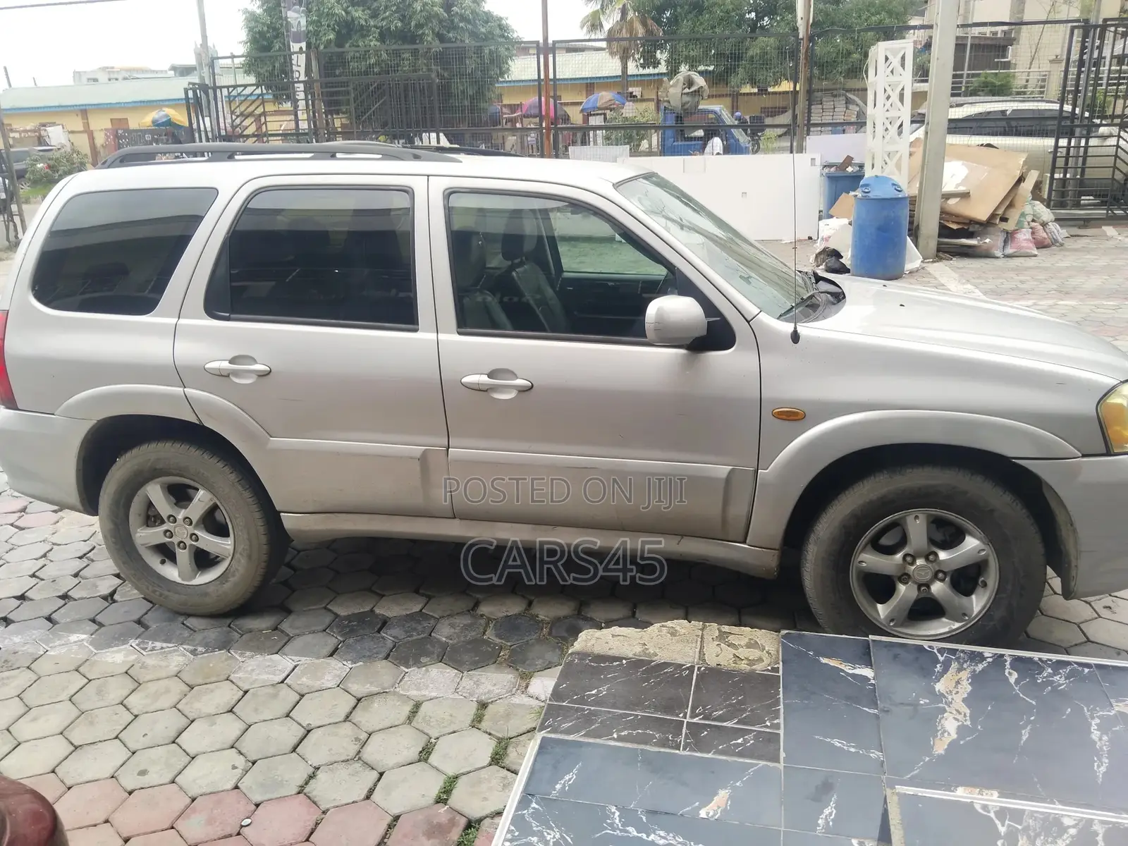 Mazda Tribute 2005 Silver