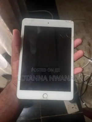 Apple iPad 4 Wi-Fi 64 GB White