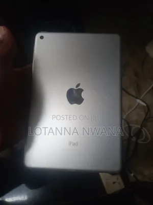 Apple iPad 4 Wi-Fi 64 GB White