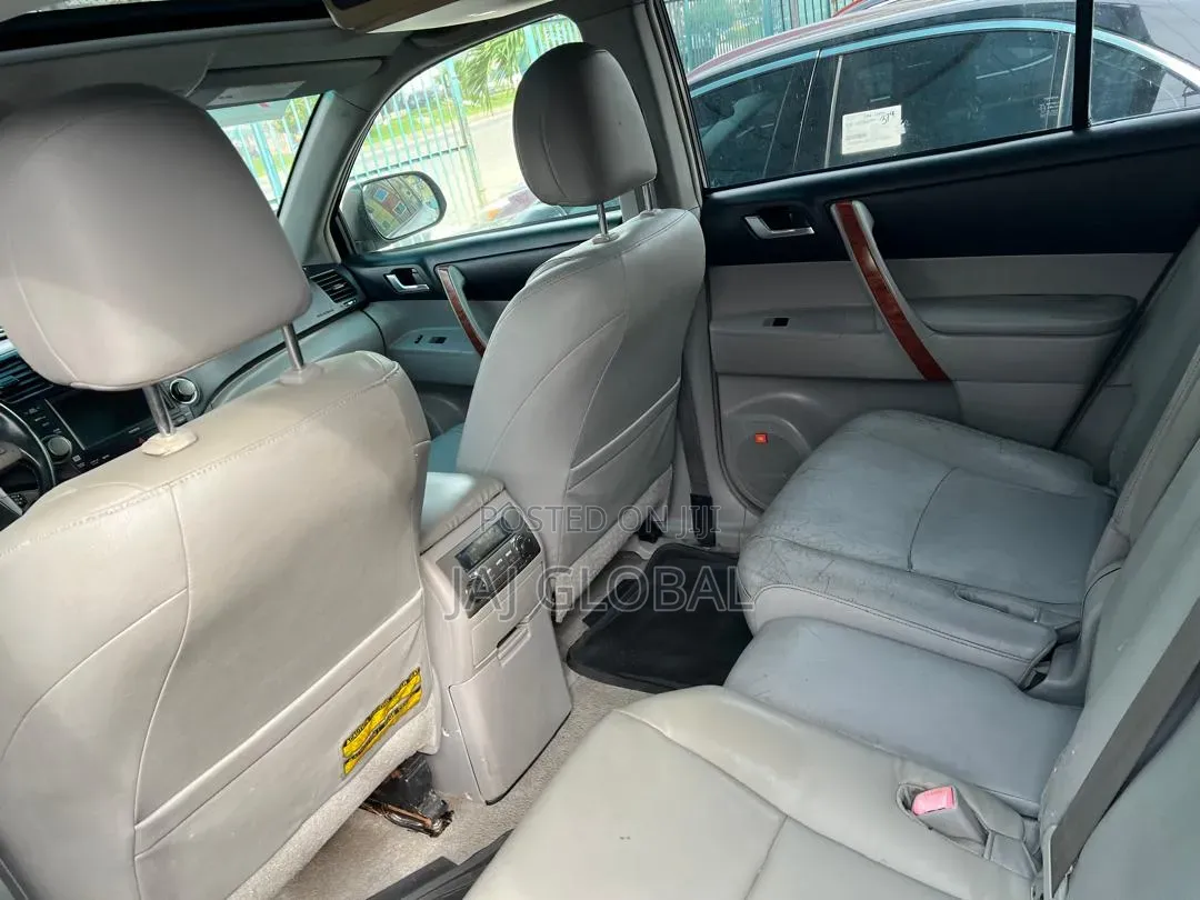 Toyota Highlander 2008 Silver