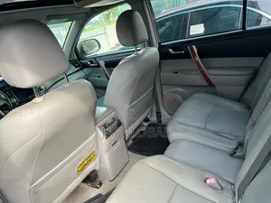Toyota Highlander 2008 Silver