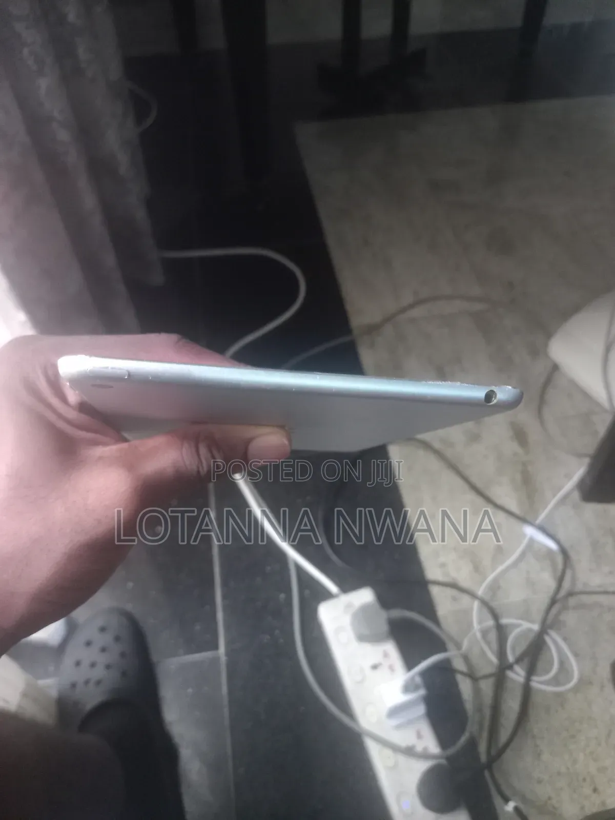 Apple iPad 4 Wi-Fi 64 GB White