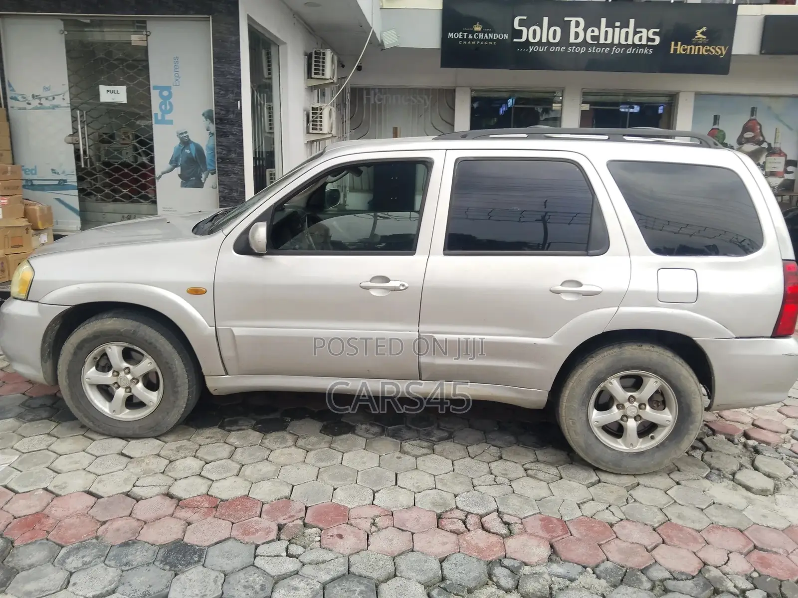 Mazda Tribute 2005 Silver
