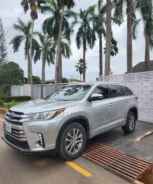 Toyota Highlander 2017 Silver