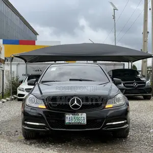 Mercedes-Benz C350 2012 Black