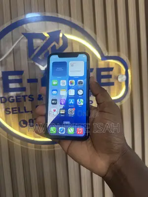 Apple iPhone XR 64 GB