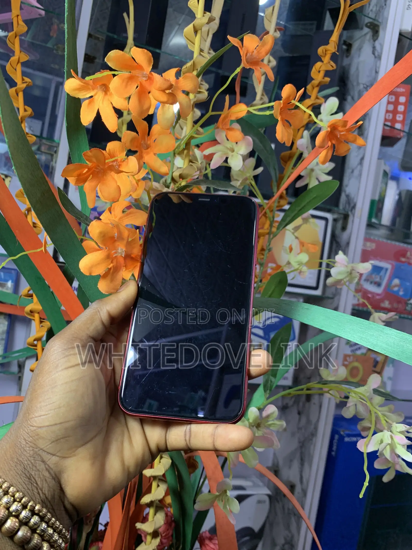 Apple iPhone 11 64 GB Red