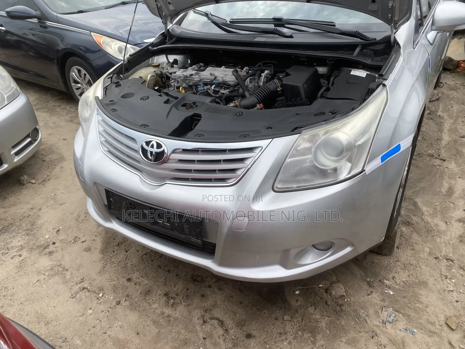 Toyota Avensis 2013 Silver