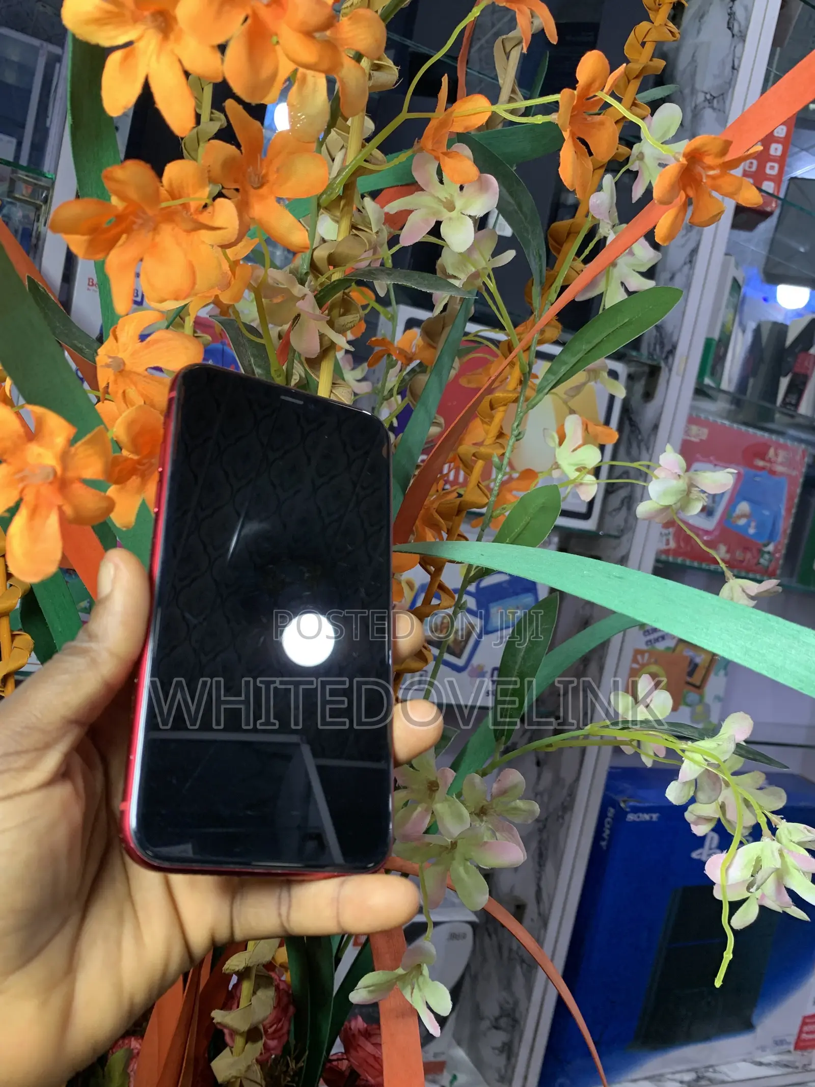 Apple iPhone 11 64 GB Red