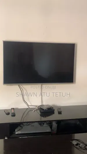 50 Inches Smart Panasonic TV for Sale.