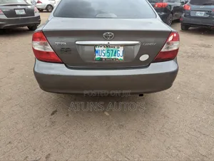 Toyota Camry 2004 Gray