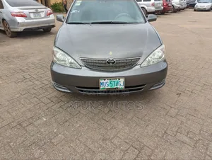 Toyota Camry 2004 Gray