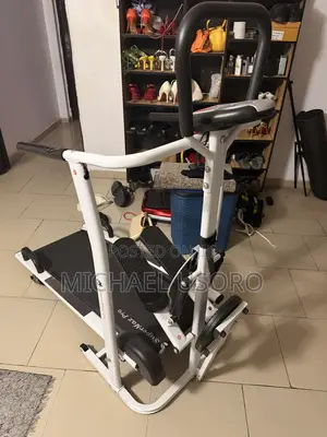 Manuel Treadmill With Stepper. Waist Twister and Push Up Body