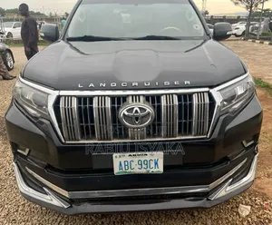 Toyota Land Cruiser Prado 2016 Black