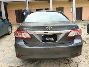 Toyota Corolla 2013 Gray