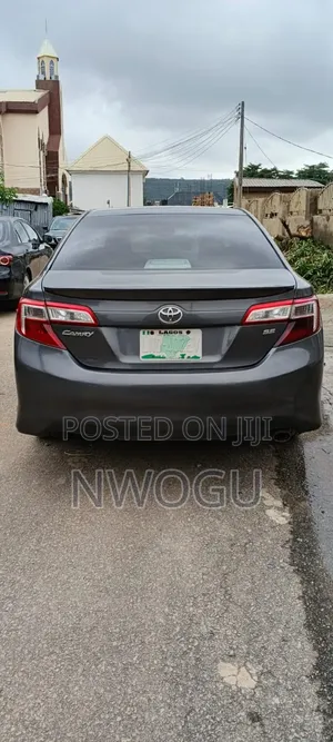 Toyota Camry 2012 Gray