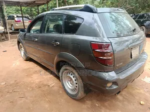Pontiac Vibe 2005