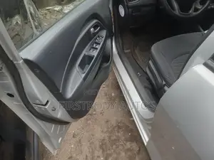 Kia Rio 2013 Silver