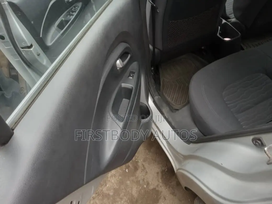 Kia Rio 2013 Silver