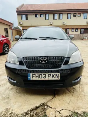 Toyota Corolla Liftback 2004 Gray